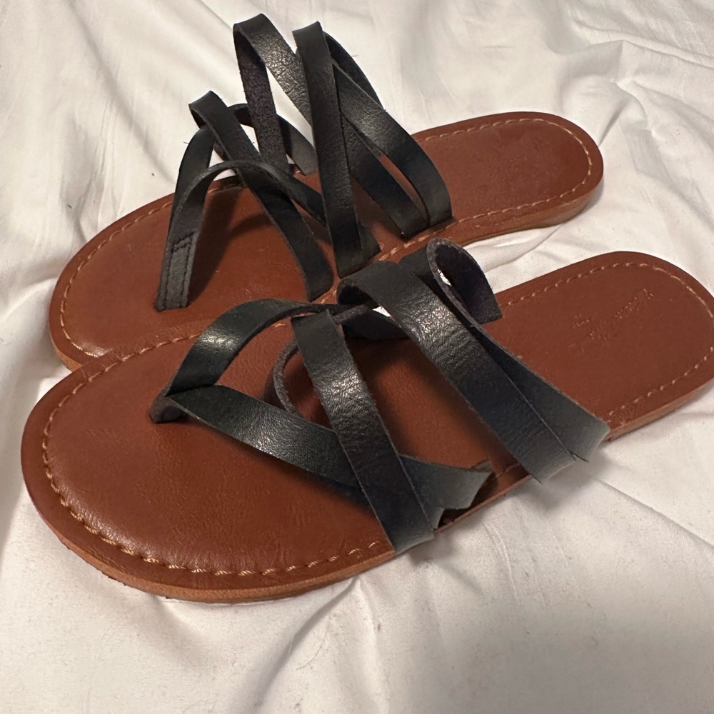 Women’s sandals